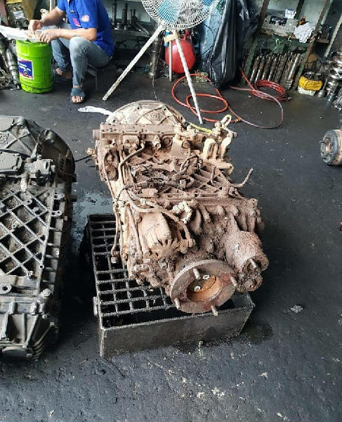 ซ่อมเกียร์รถบรรทุก เกียร์ฮีโน่ เกียร์อีซูซุ ทุกรุ่น ทุกอาการเสีย อะไหล่แท้ ZF EATON